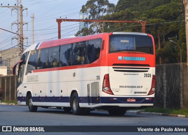 Viação Piracicabana 2035 na cidade de Suzano, São Paulo, Brasil, por Vicente de Paulo Alves. Número da foto: #9052140.