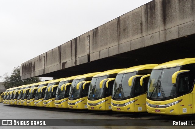 Viação Itapemirim FROTA 2013. na cidade de São Paulo, São Paulo, Brasil, por Rafael H.. Número da foto: #9054325.