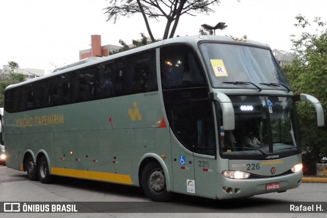 Viação Itapemirim 226 na cidade de São Paulo, São Paulo, Brasil, por Rafael H.. Número da foto: #9058407.