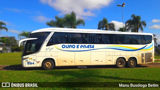 Viação Ouro e Prata 694 na cidade de Toledo, Paraná, Brasil, por Manu Busóloga Betim. Número da foto: #9059070.