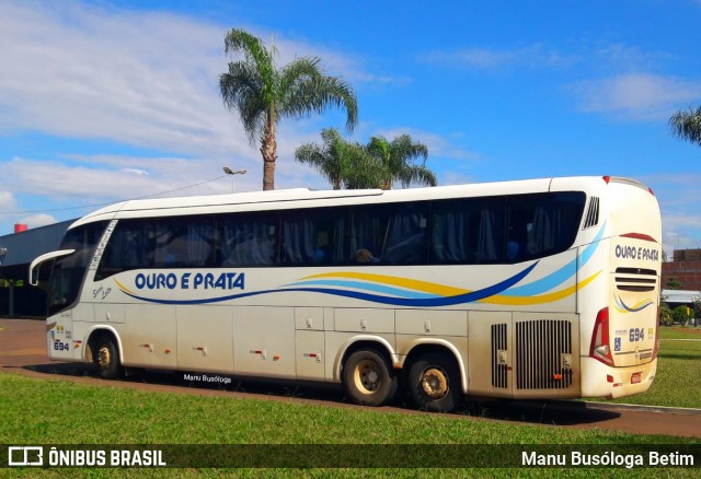 Viação Ouro e Prata 694 na cidade de Toledo, Paraná, Brasil, por Manu Busóloga Betim. Número da foto: #9059074.