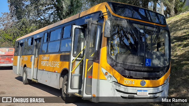 Companhia Carris Porto-Alegrense 0094 na cidade de Porto Alegre, Rio Grande do Sul, Brasil, por Max Ramos. Número da foto: #9058974.