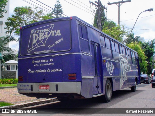 Ônibus Particulares 8934 na cidade de Porto Alegre, Rio Grande do Sul, Brasil, por Rafael Rezende. ID da foto: 9063128.