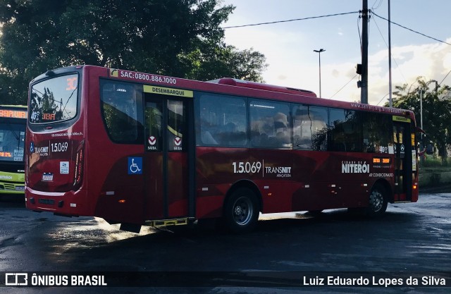 Viação Araçatuba 1.5.069 na cidade de Niterói, Rio de Janeiro, Brasil, por Luiz Eduardo Lopes da Silva. Número da foto: #9134259.