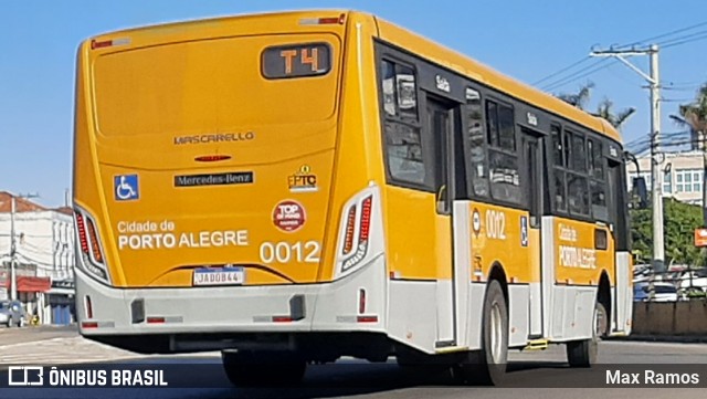 Companhia Carris Porto-Alegrense 0012 na cidade de Porto Alegre, Rio Grande do Sul, Brasil, por Max Ramos. Número da foto: #9134346.