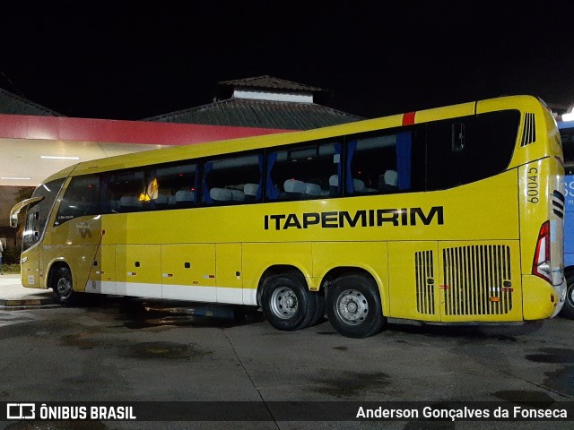 Viação Itapemirim 60045 na cidade de Uberaba, Minas Gerais, Brasil, por Anderson Gonçalves da Fonseca. Número da foto: #9158622.