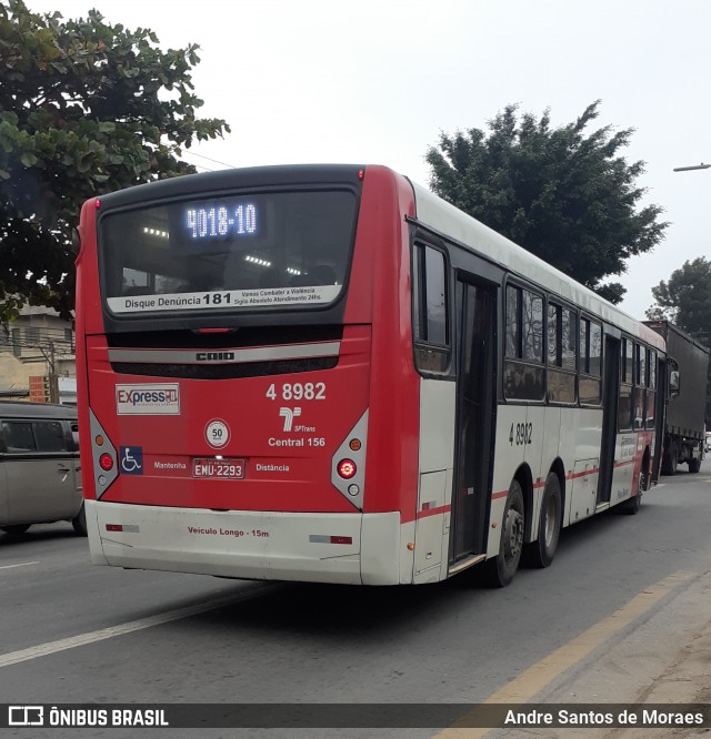 Express Transportes Urbanos Ltda 4 8982 na cidade de São Paulo, São Paulo, Brasil, por Andre Santos de Moraes. ID da foto: 9160747.