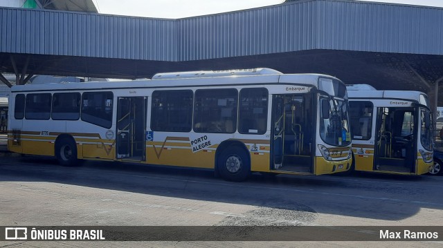 Companhia Carris Porto-Alegrense 0770 na cidade de Porto Alegre, Rio Grande do Sul, Brasil, por Max Ramos. Número da foto: #9159002.
