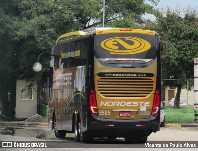 Expresso Nordeste 5505 na cidade de São José dos Campos, São Paulo, Brasil, por Vicente de Paulo Alves. ID da foto: 9162659.