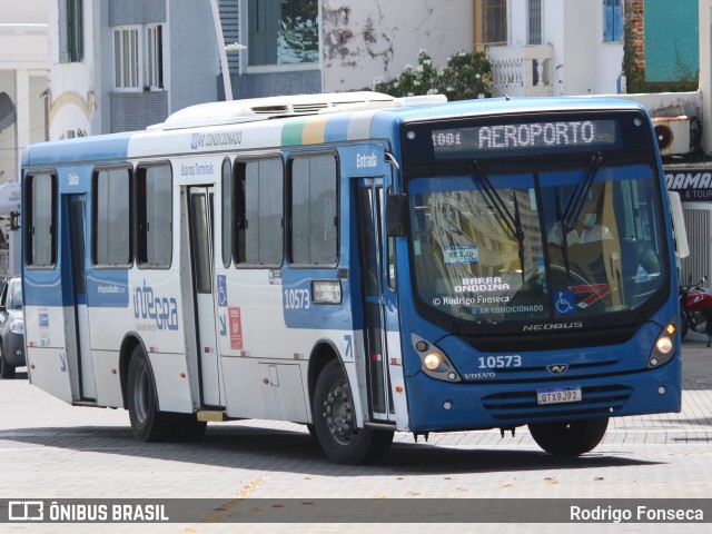 Concessionária Salvador Norte - CSN Transportes 10573 na cidade de Salvador, Bahia, Brasil, por Rodrigo Fonseca. ID da foto: 9162187.