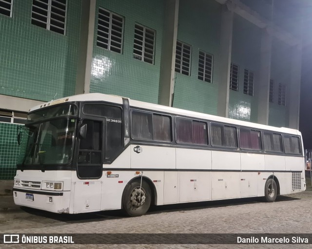 Ônibus Particulares 8184 na cidade de Paranaguá, Paraná, Brasil, por Danilo Marcelo Silva. ID da foto: 9166094.