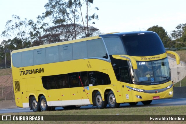 Viação Itapemirim 17037 na cidade de São José dos Campos, São Paulo, Brasil, por Everaldo Bordini. ID da foto: 9167809.