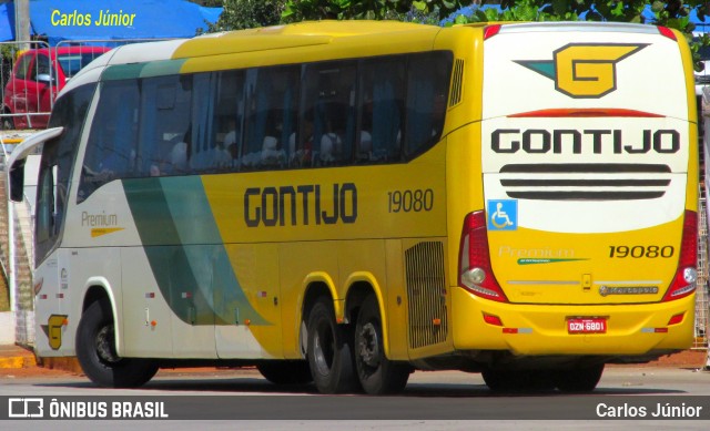 Empresa Gontijo de Transportes 19080 na cidade de Goiânia, Goiás, Brasil, por Carlos Júnior. ID da foto: 9171857.