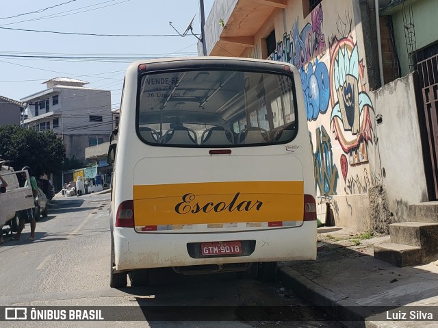 Escolares 9018 na cidade de Betim, Minas Gerais, Brasil, por Luiz Silva. ID da foto: 9172128.