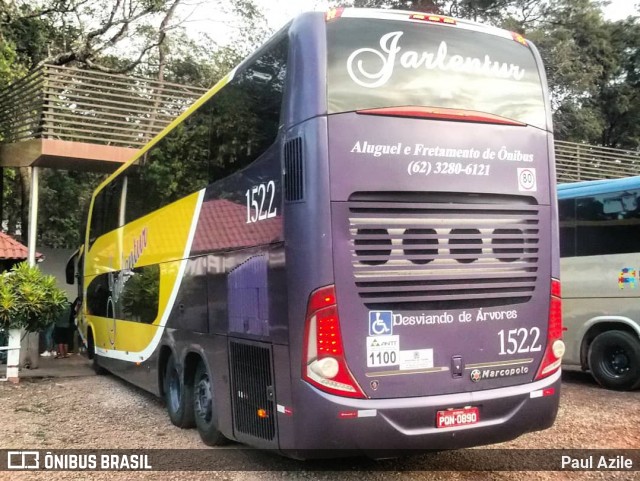 Jarlentur 1522 na cidade de Gurupi, Tocantins, Brasil, por Paul Azile. Número da foto: #9178501.