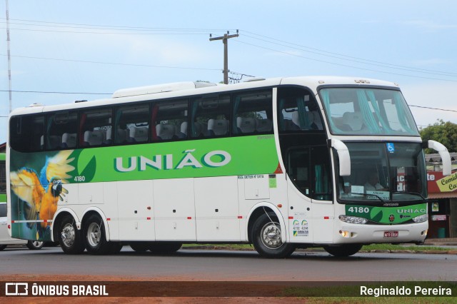 Empresa União de Transportes 4180 na cidade de Foz do Iguaçu, Paraná, Brasil, por Reginaldo Pereira. Número da foto: #9182238.