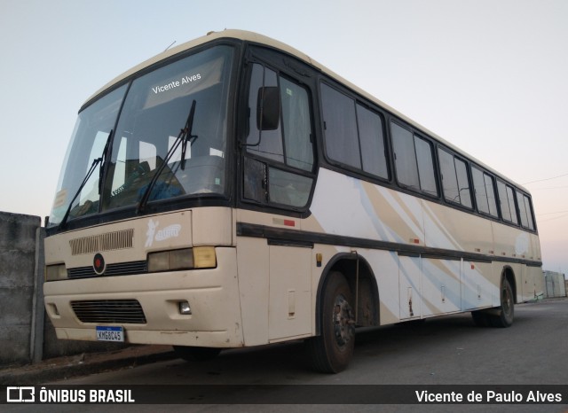 Ônibus Particulares 8C45 na cidade de Santo Antônio do Monte, Minas Gerais, Brasil, por Vicente de Paulo Alves. Número da foto: #9180178.