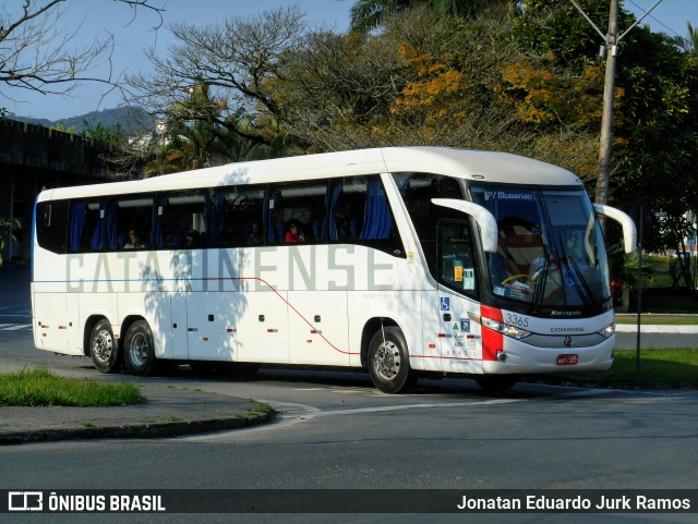 Auto Viação Catarinense 3365 na cidade de Blumenau, Santa Catarina, Brasil, por Jonatan Eduardo Jurk Ramos. ID da foto: 9183925.