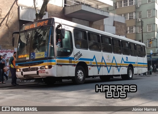VTC - Viação Teresópolis Cavalhada 2127 na cidade de Porto Alegre, Rio Grande do Sul, Brasil, por Júnior Harras. Número da foto: #9187781.