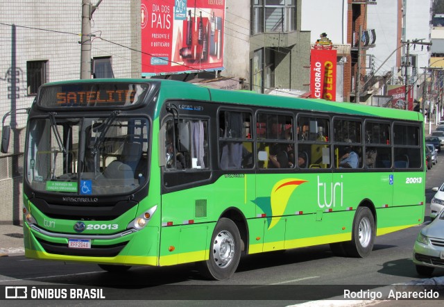 Turi Transportes - Sete Lagoas 20013 na cidade de Conselheiro Lafaiete, Minas Gerais, Brasil, por Rodrigo  Aparecido. ID da foto: 9135585.