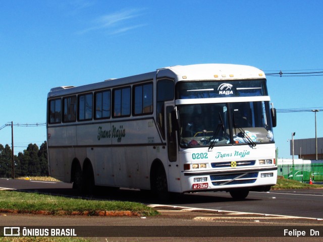 Trans Najja 0202 na cidade de Cascavel, Paraná, Brasil, por Felipe  Dn. Número da foto: #9137415.