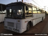 Ônibus Particulares 2084 na cidade de Anápolis, Goiás, Brasil, por Sullyvan Martins Ribeiro. Número da foto: #9136479.