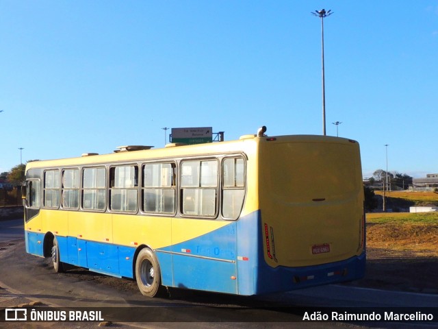 Ônibus Particulares 101 na cidade de Belo Horizonte, Minas Gerais, Brasil, por Adão Raimundo Marcelino. Número da foto: #9191292.