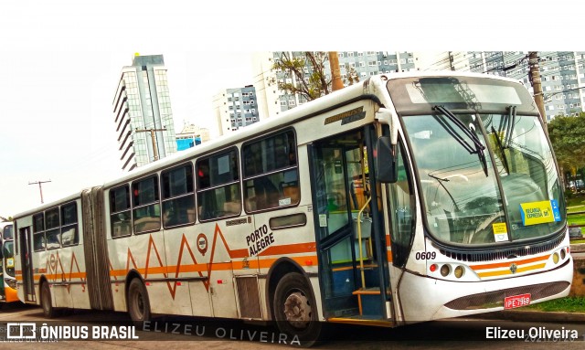 Companhia Carris Porto-Alegrense 0609 na cidade de Porto Alegre, Rio Grande do Sul, Brasil, por Elizeu Oliveira. Número da foto: #9190489.