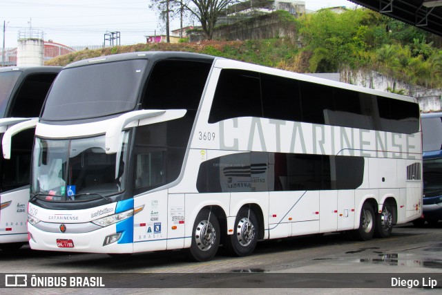 Auto Viação Catarinense 3609 na cidade de Florianópolis, Santa Catarina, Brasil, por Diego Lip. Número da foto: #9189186.
