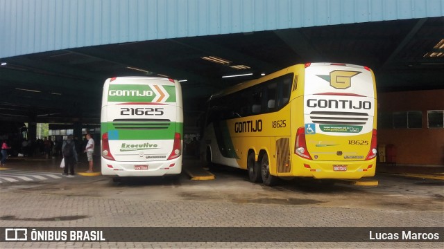 Empresa Gontijo de Transportes 18625 na cidade de Resende, Rio de Janeiro, Brasil, por Lucas Marcos. Número da foto: #9194011.