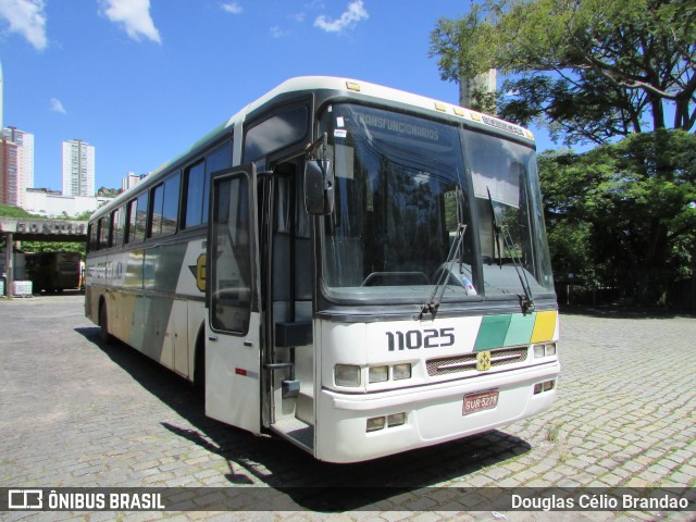 Empresa Gontijo de Transportes 11025 na cidade de Belo Horizonte, Minas Gerais, Brasil, por Douglas Célio Brandao. ID da foto: 9193871.