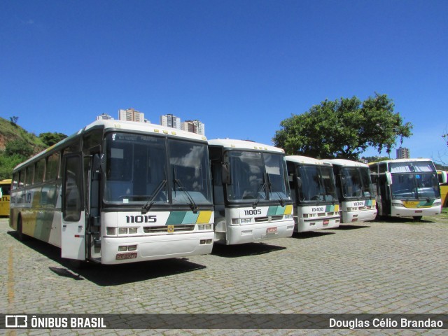 Empresa Gontijo de Transportes 11015 na cidade de Belo Horizonte, Minas Gerais, Brasil, por Douglas Célio Brandao. ID da foto: 9193791.