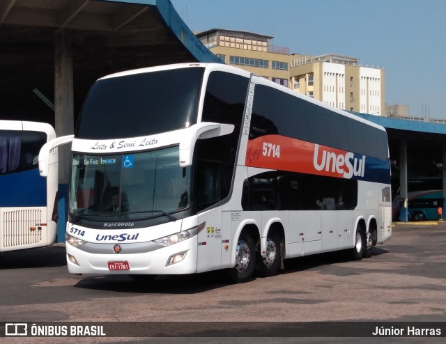 Unesul de Transportes 5714 na cidade de Porto Alegre, Rio Grande do Sul, Brasil, por Júnior Harras. Número da foto: #9198628.