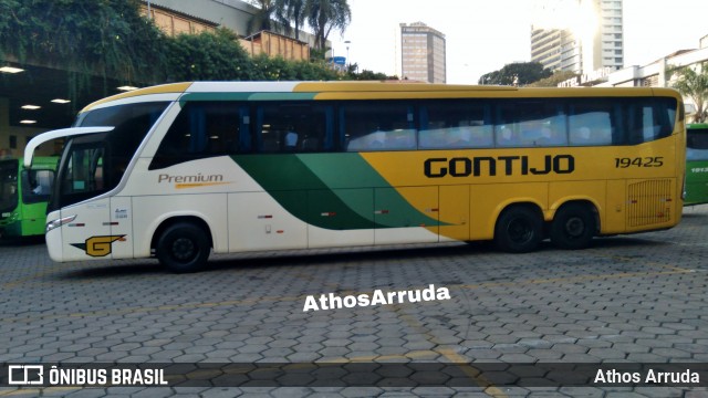 Empresa Gontijo de Transportes 19425 na cidade de Belo Horizonte, Minas Gerais, Brasil, por Athos Arruda. ID da foto: 9198015.