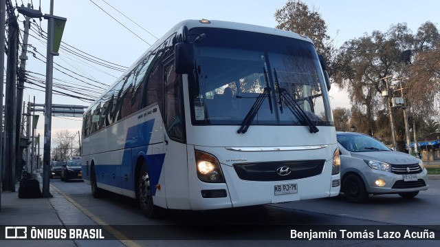 Fuerza Aerea de Chile KBPJ71 na cidade de Maipú, Santiago, Metropolitana de Santiago, Chile, por Benjamín Tomás Lazo Acuña. Número da foto: #9204150.