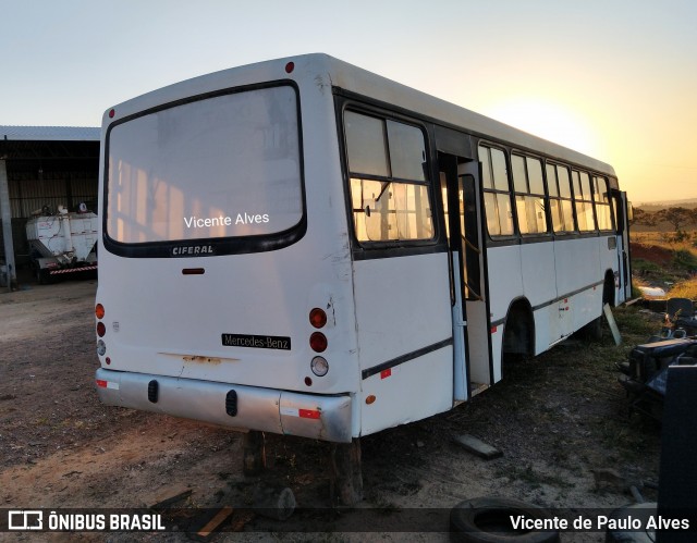 Sucata e Desmanches 8611 na cidade de Santo Antônio do Monte, Minas Gerais, Brasil, por Vicente de Paulo Alves. ID da foto: 9202700.