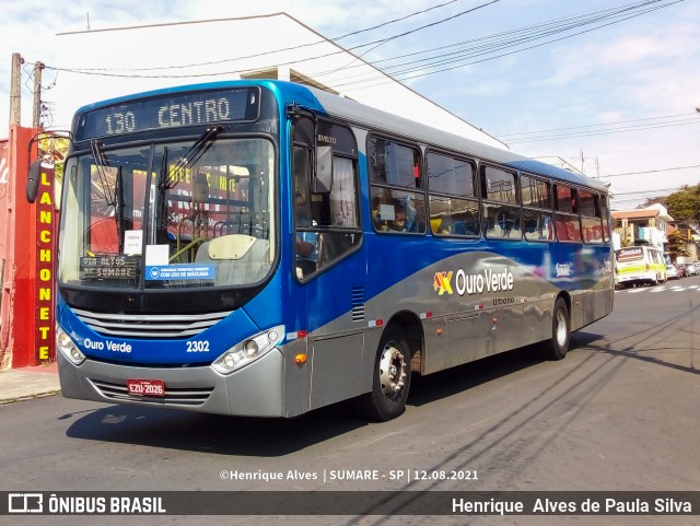 Auto Viação Ouro Verde 2302 na cidade de Sumaré, São Paulo, Brasil, por Henrique Alves de Paula Silva. Número da foto: #9206400.