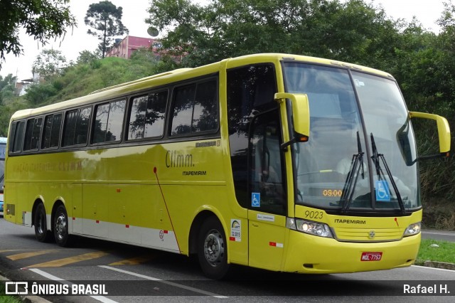 Viação Itapemirim 9023 na cidade de Barra do Piraí, Rio de Janeiro, Brasil, por Rafael H.. Número da foto: #9207047.