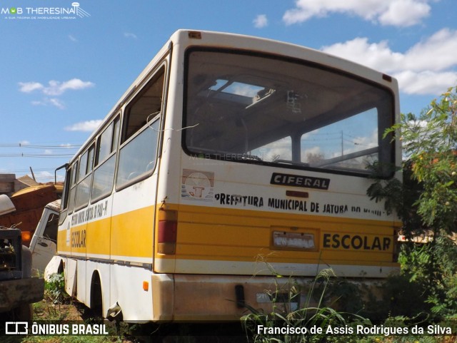 Sucata e Desmanches na cidade de Teresina, Piauí, Brasil, por Francisco de Assis Rodrigues da Silva. Número da foto: #9205395.
