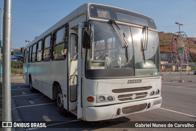 Ônibus Particulares 8498 na cidade de Volta Redonda, Rio de Janeiro, Brasil, por Gabriel Nunes de Carvalho. ID da foto: 9209186.