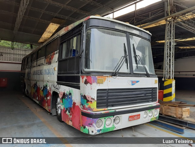 Auto Viação 1001 1001 HISTóRIAS na cidade de Niterói, Rio de Janeiro, Brasil, por Luan Teixeira. Número da foto: #9209412.