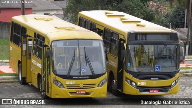 VCG - Viação Campos Gerais 1237 na cidade de Ponta Grossa, Paraná, Brasil, por Busologia Gabrielística. Número da foto: #9209781.