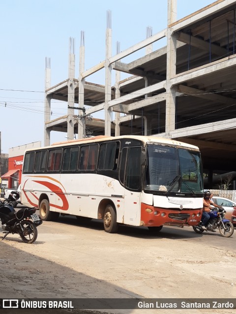Ônibus Particulares 1611 na cidade de Ji-Paraná, Rondônia, Brasil, por Gian Lucas  Santana Zardo. Número da foto: #9207675.