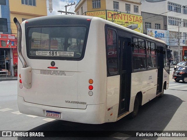 Ônibus Particulares 1795 na cidade de Vitória da Conquista, Bahia, Brasil, por Fabrício Portella Matos. Número da foto: #9210630.