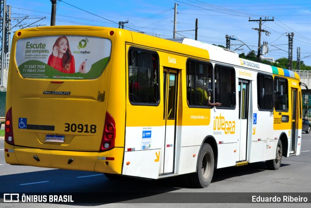 Plataforma Transportes 30918 na cidade de Salvador, Bahia, Brasil, por Eduardo Ribeiro. ID da foto: 9212043.