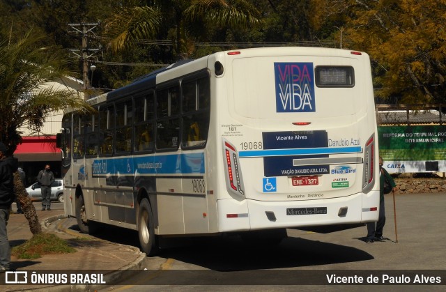 VIDA - Viação Danúbio Azul 19068 na cidade de São Roque, São Paulo, Brasil, por Vicente de Paulo Alves. ID da foto: 9139420.