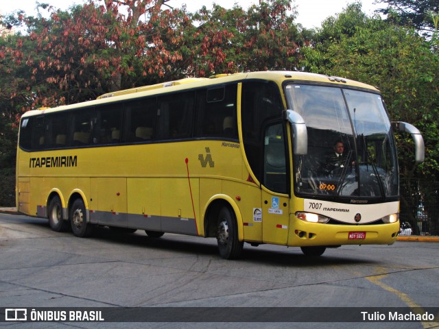 Viação Itapemirim 7007 na cidade de São Paulo, São Paulo, Brasil, por Tulio Machado. Número da foto: #9221096.