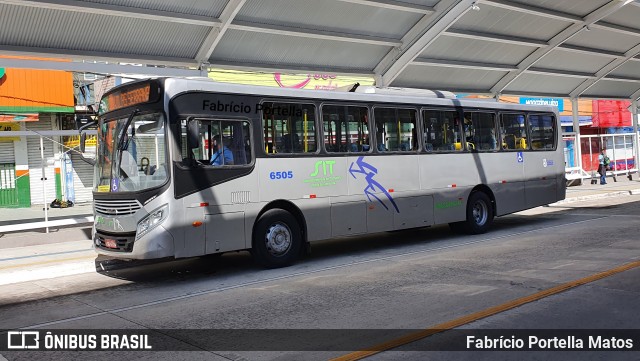 Viação Rosa Vitória da Conquista 6505 na cidade de Vitória da Conquista, Bahia, Brasil, por Fabrício Portella Matos. ID da foto: 9220143.