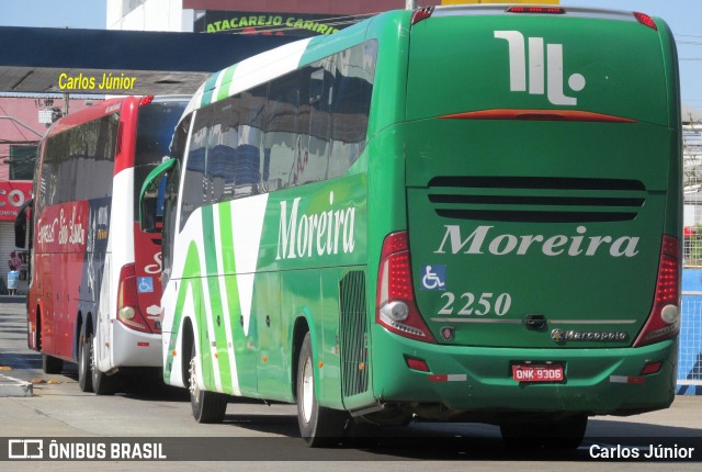Empresa de Transportes e Turismo Moreira 2250 na cidade de Goiânia, Goiás, Brasil, por Carlos Júnior. Número da foto: #9141690.