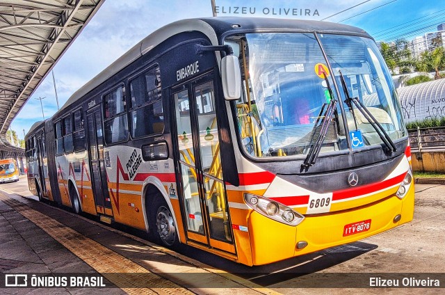 SOPAL - Sociedade de Ônibus Porto-Alegrense Ltda. 6809 na cidade de Porto Alegre, Rio Grande do Sul, Brasil, por Elizeu Oliveira. Número da foto: #9145588.